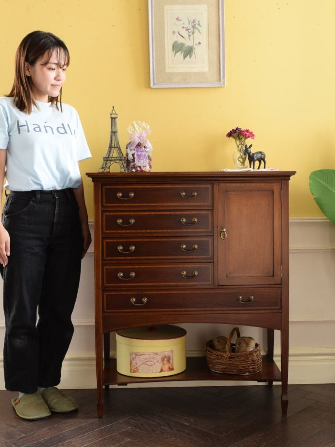 英国アンティークのミュージックチェスト