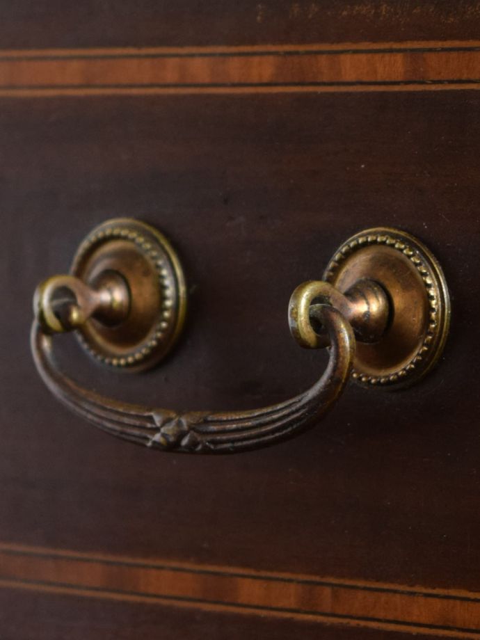 アンティークチェストの取っ手