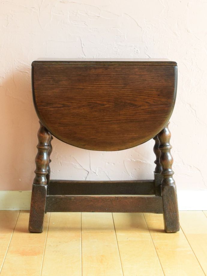 畳んだ時のバタフライテーブル