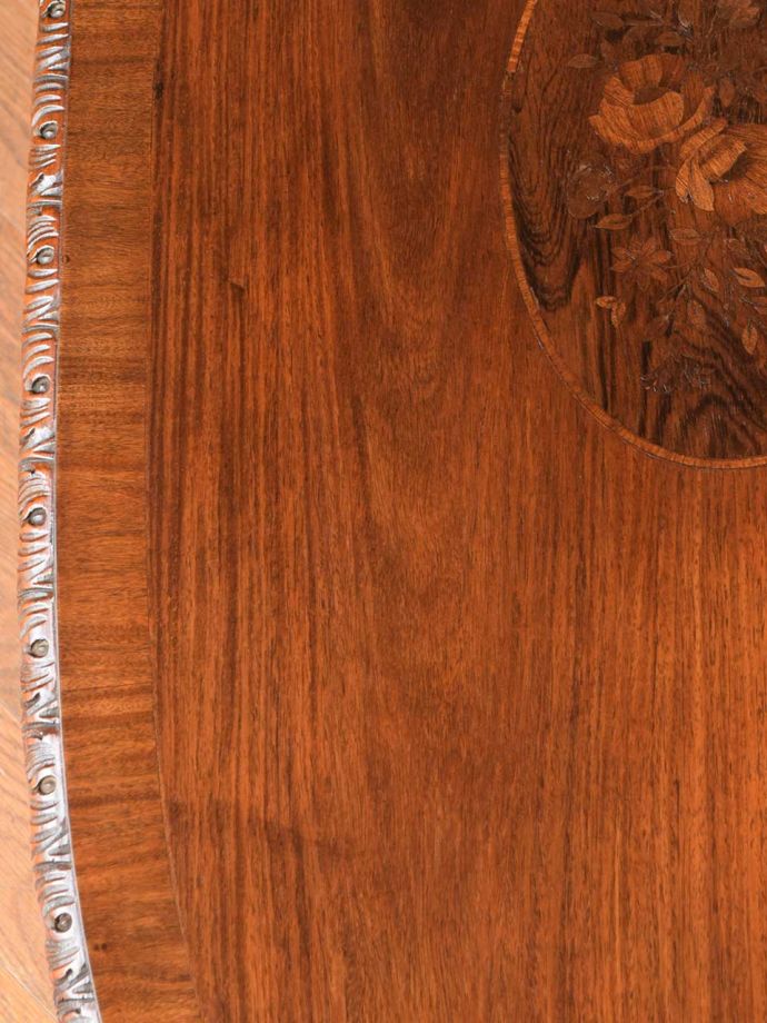 コーヒーテーブルの天板