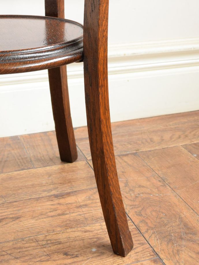 アンティーク家具の脚