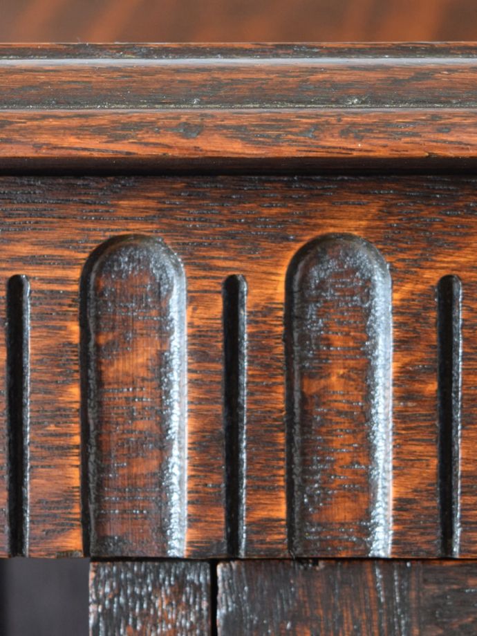 アンティークらしい装飾