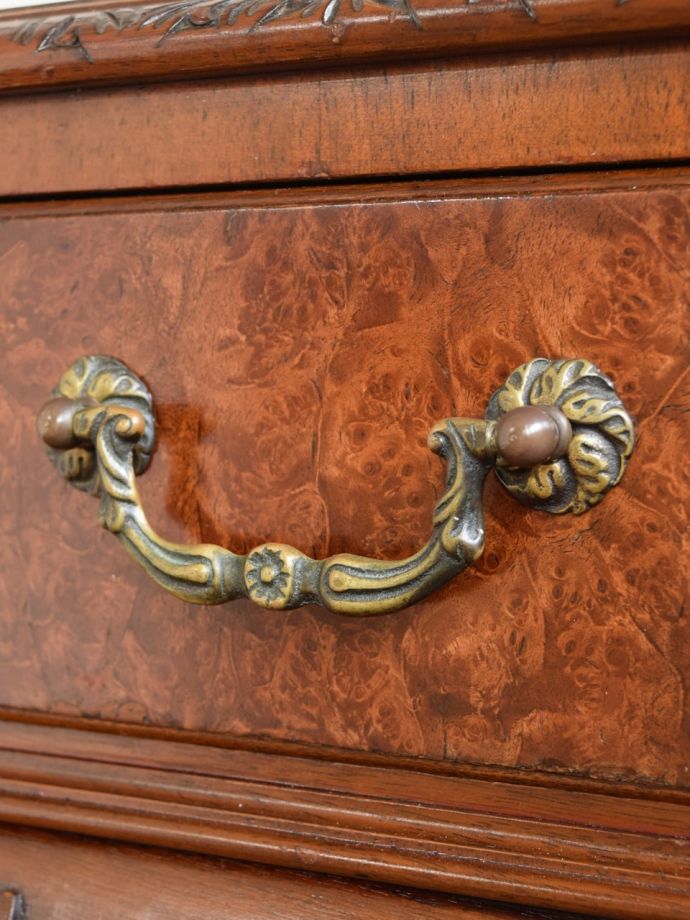 アンティーク家具の取っ手