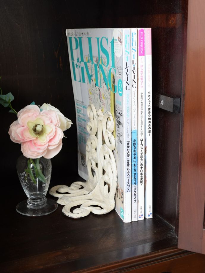 収納たっぷりのキャビネット