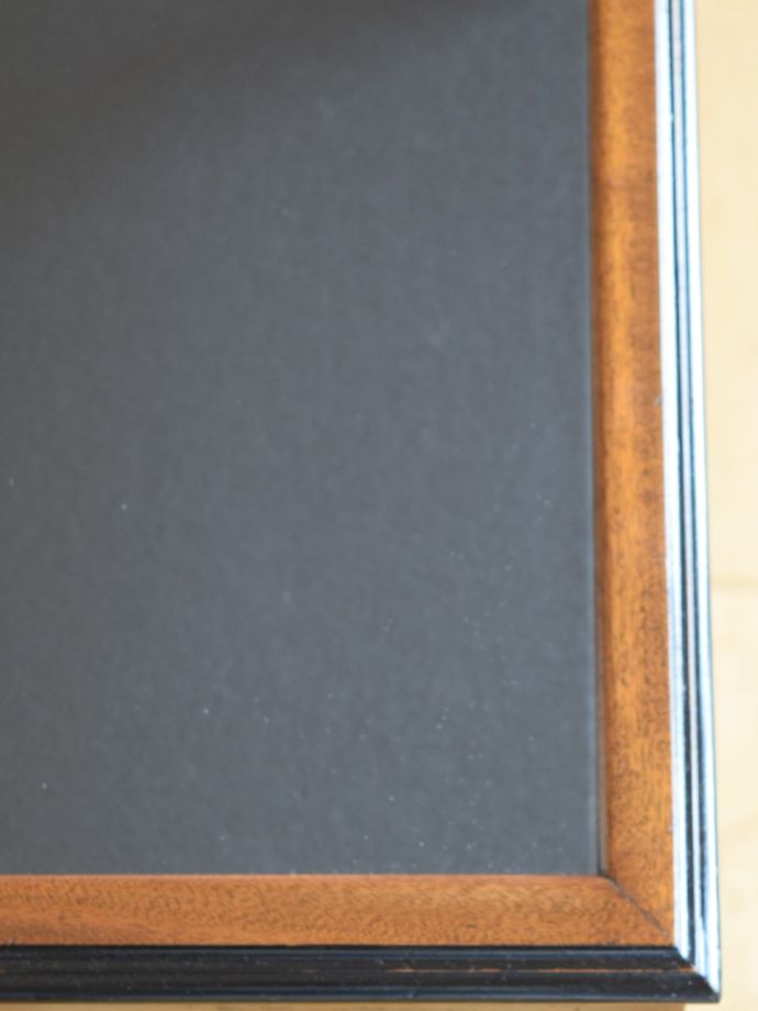 天板を近づいてみると…