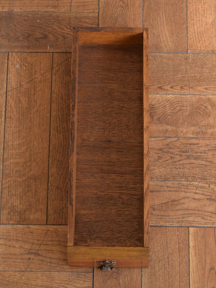 ゲートレッグテーブルの引き出し