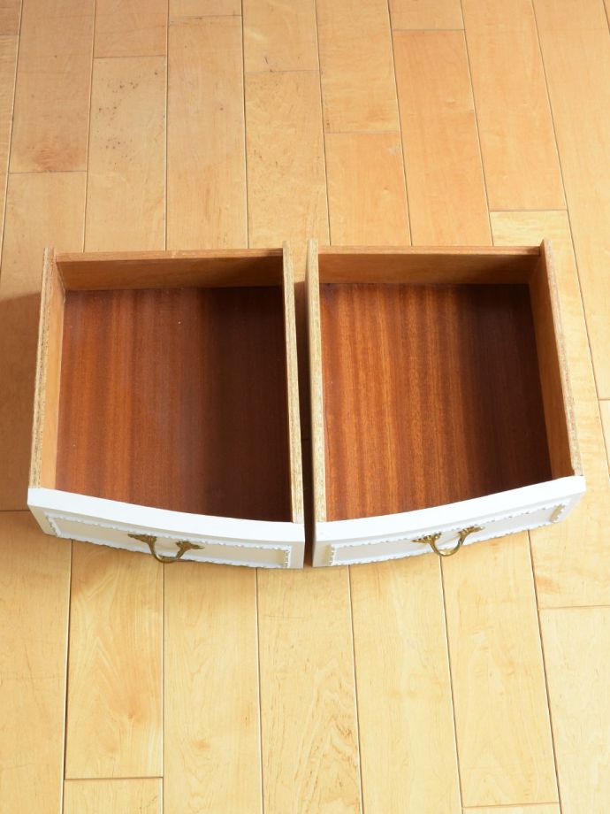 チェストの引き出し