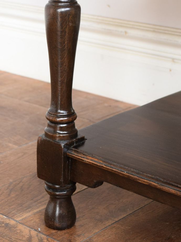 アンティーク家具の脚