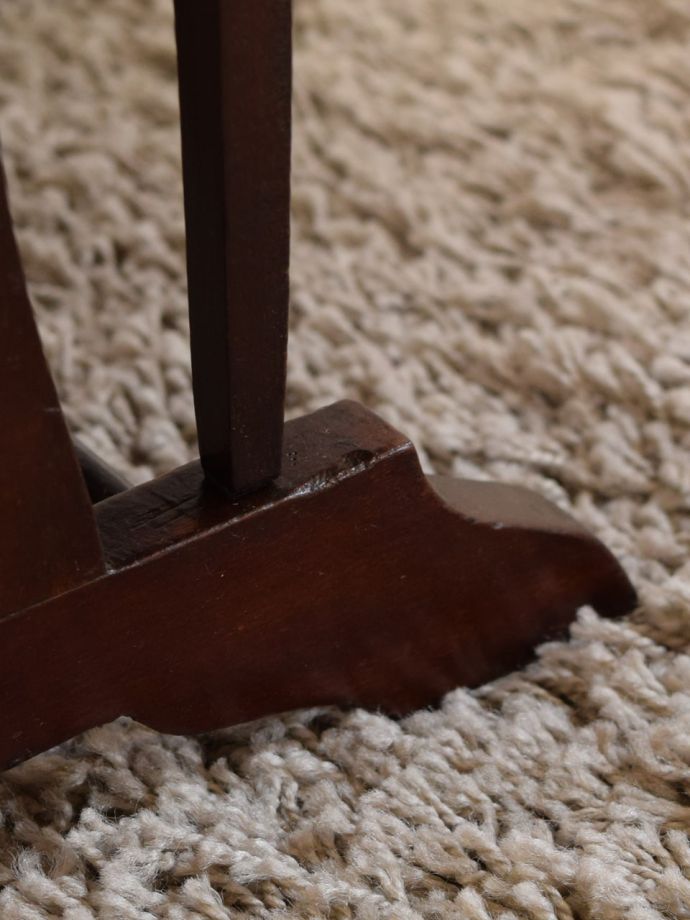 アンティーク家具の脚