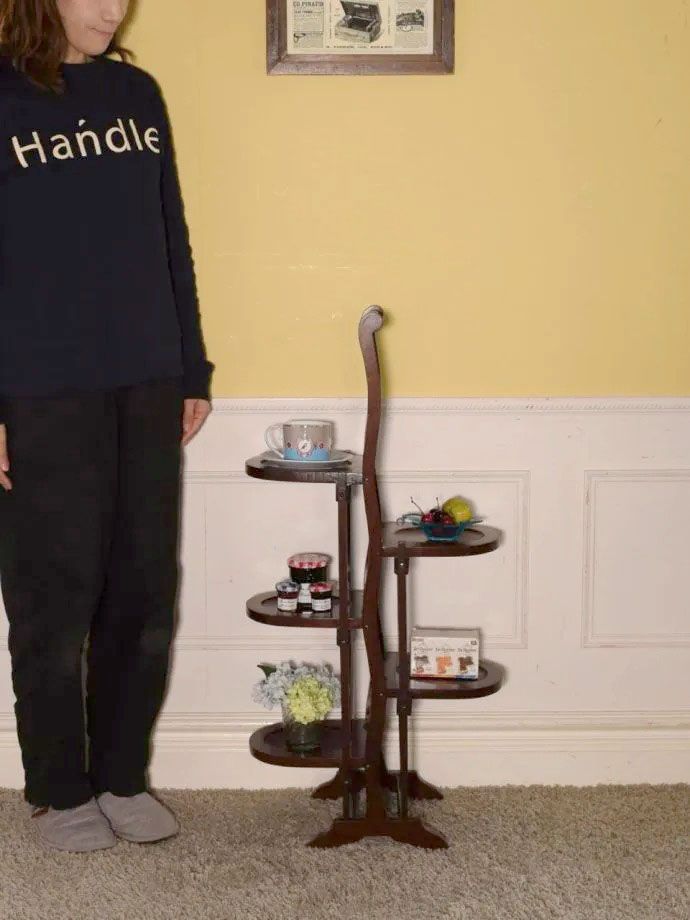 アンティークのケーキスタンド