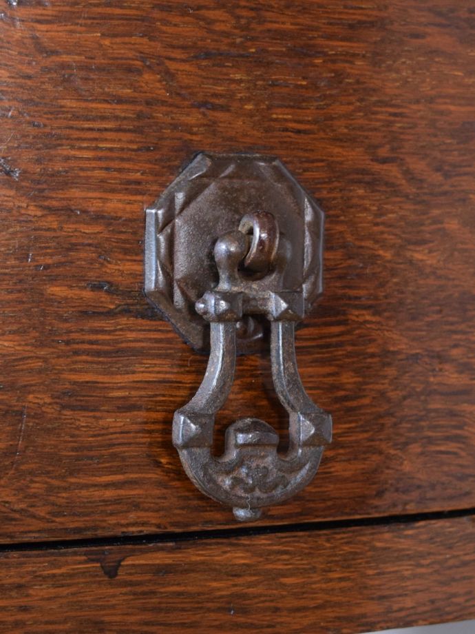 アンティーク家具の取っ手