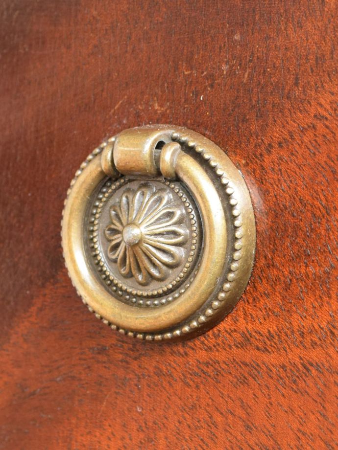 アンティークチェストの取っ手