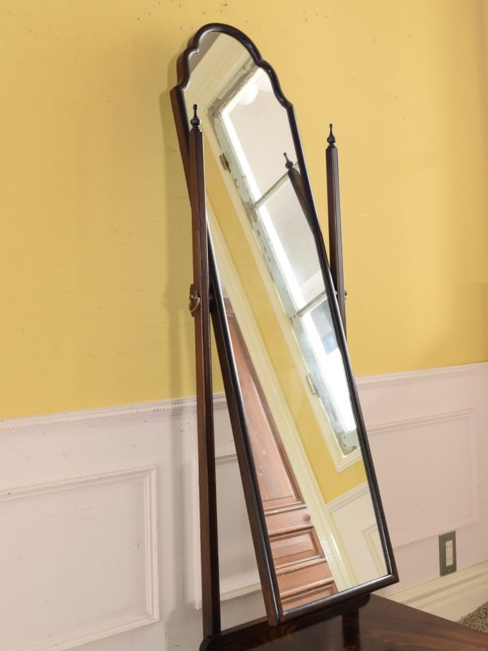 アンティークの鏡