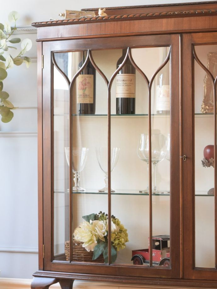 アンティークガラスの扉