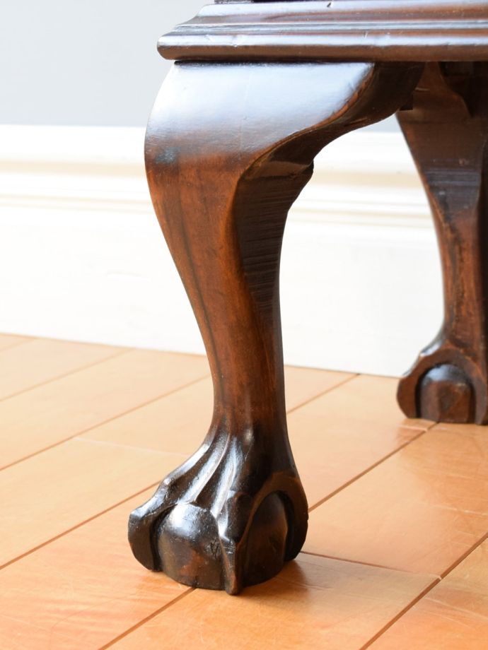 アンティーク家具の脚