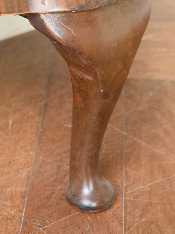 アンティーク家具の脚