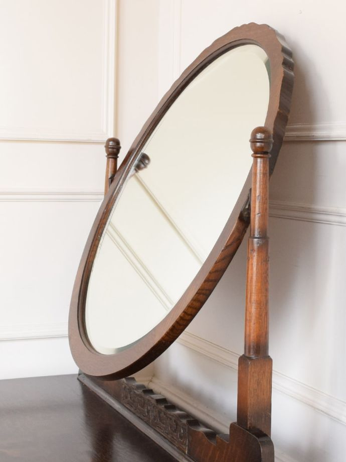 アンティークの鏡