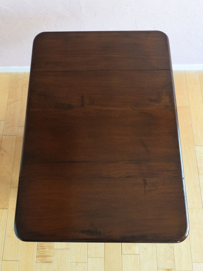 天板を広げた折り畳みワゴン