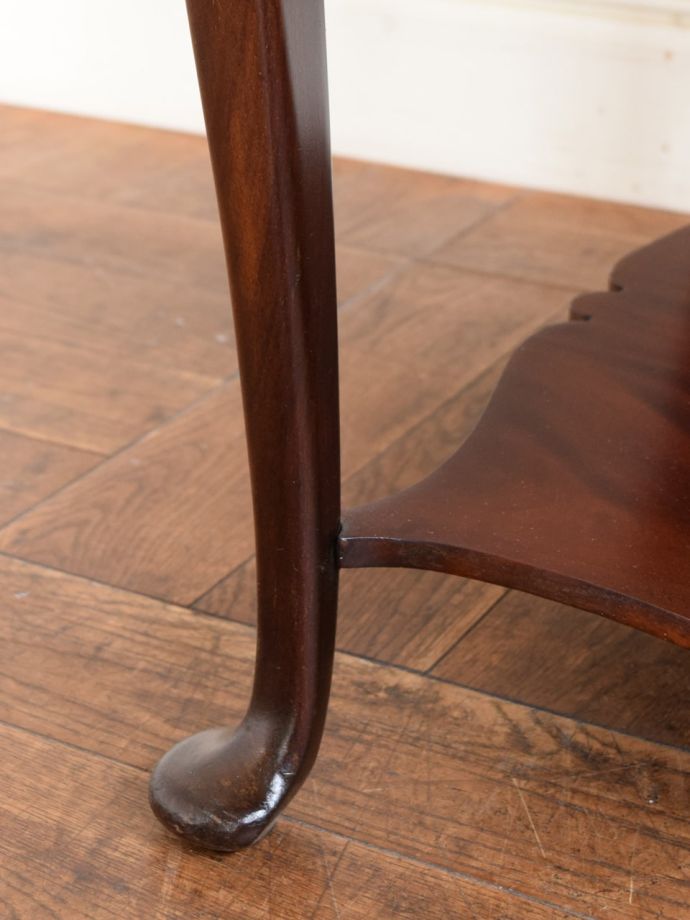 アンティーク家具の脚