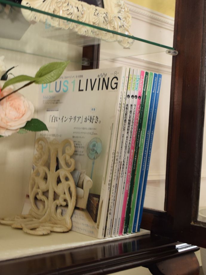 収納たっぷりのキャビネット