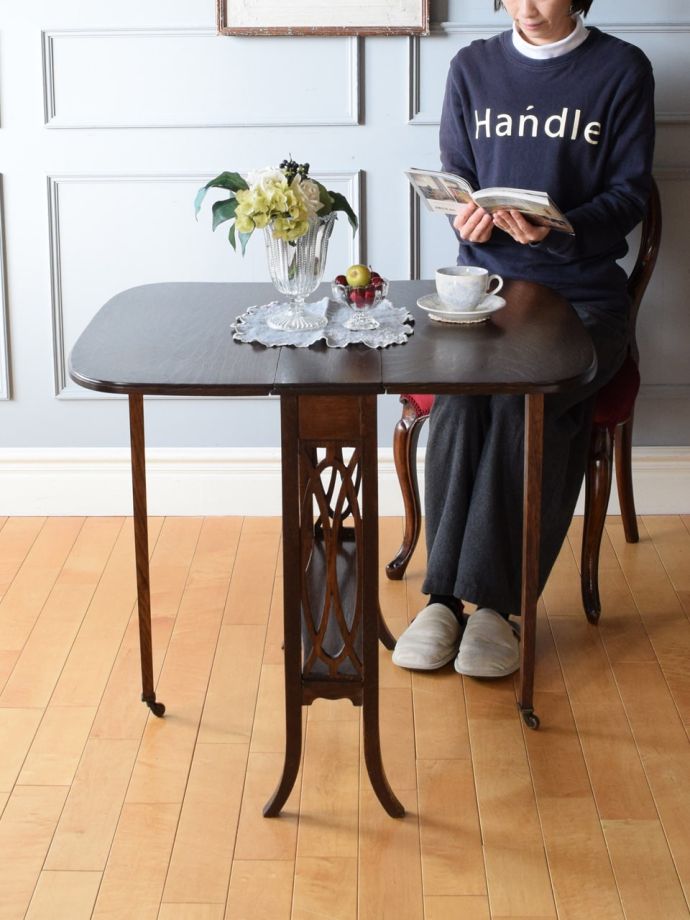 アンティークのゲートレッグテーブル