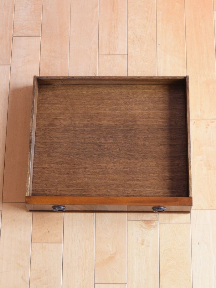 アンティークワゴンの引き出し