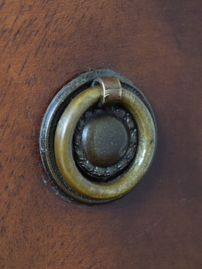 アンティークチェストの取っ手