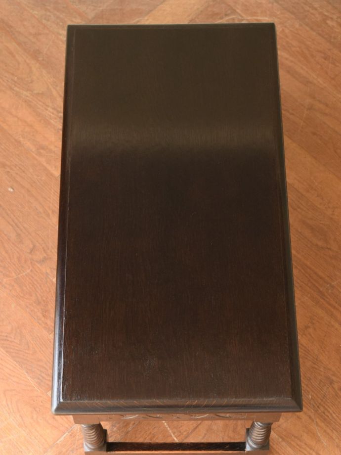 アンティークのテーブルの天板