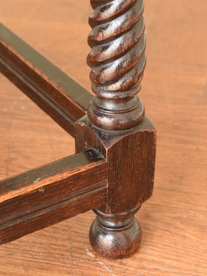 アンティーク家具の脚