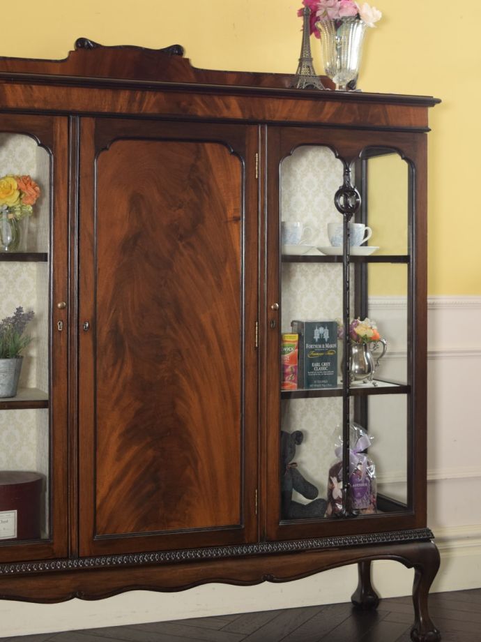 アンティークガラスの扉