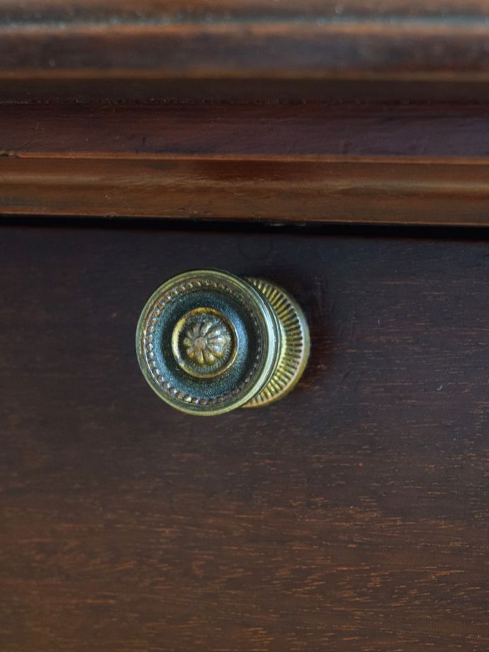 アンティーク家具の取っ手