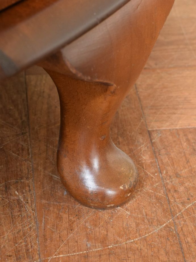 アンティーク家具の脚