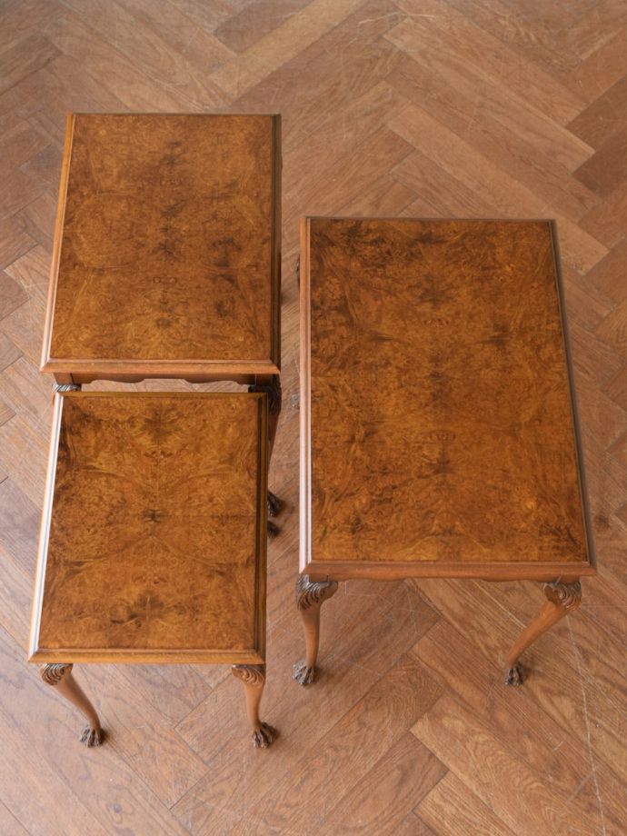 アンティークのテーブルの天板