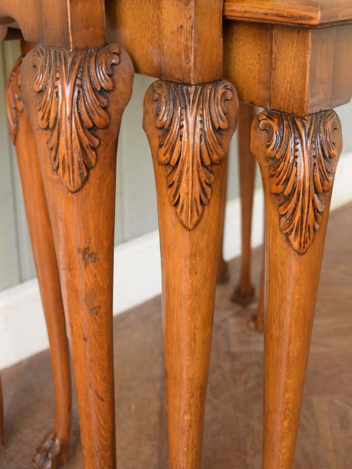 アンティークらしい彫