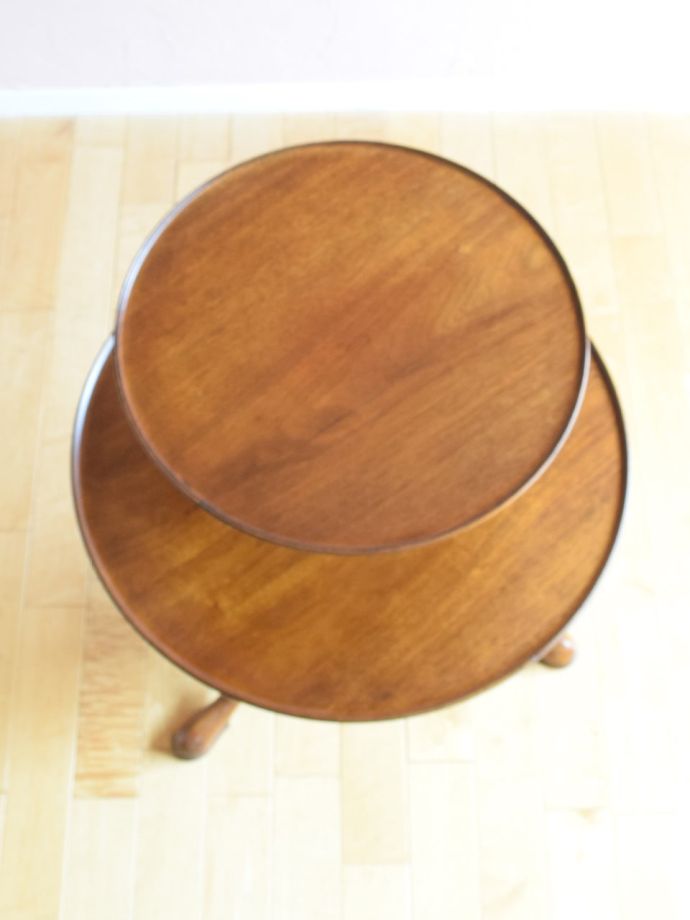 アンティークのテーブルの天板