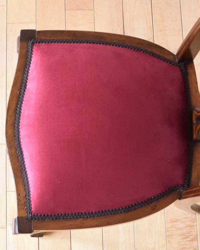 アンティークの椅子の座面