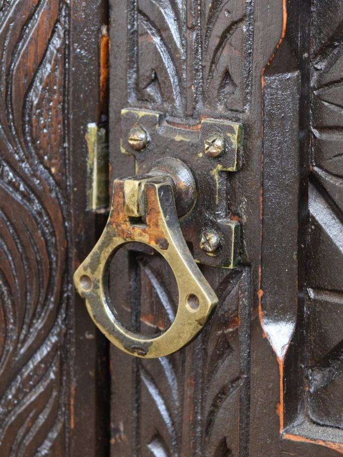 アンティーク家具の取っ手