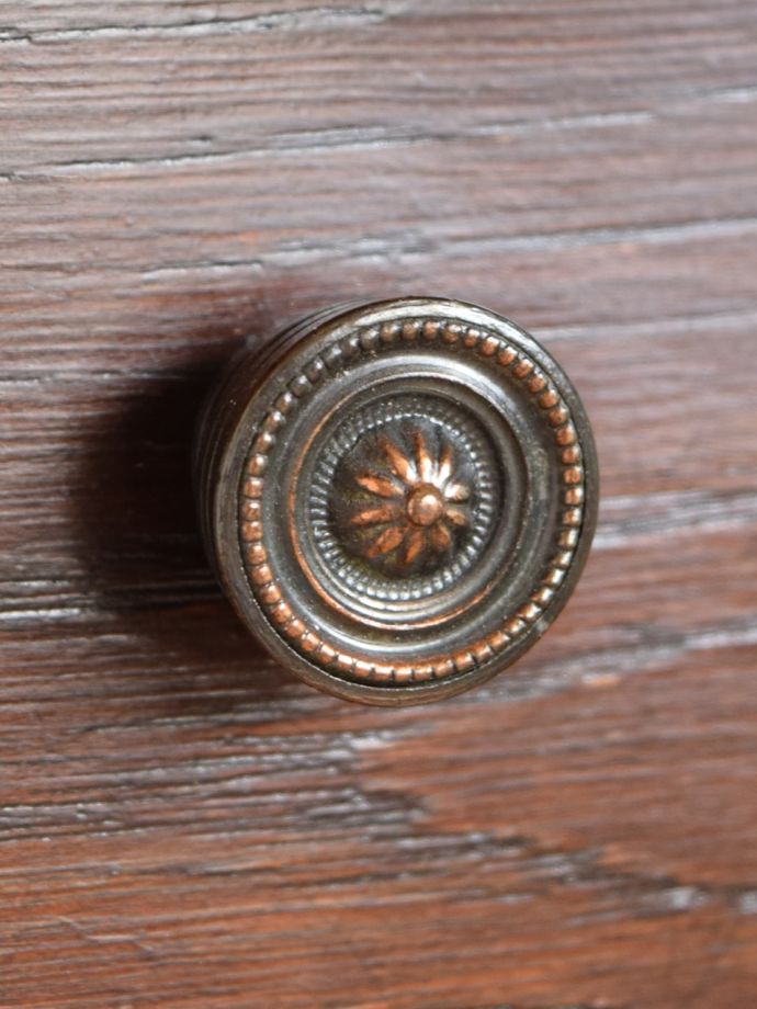 アンティーク家具の取っ手