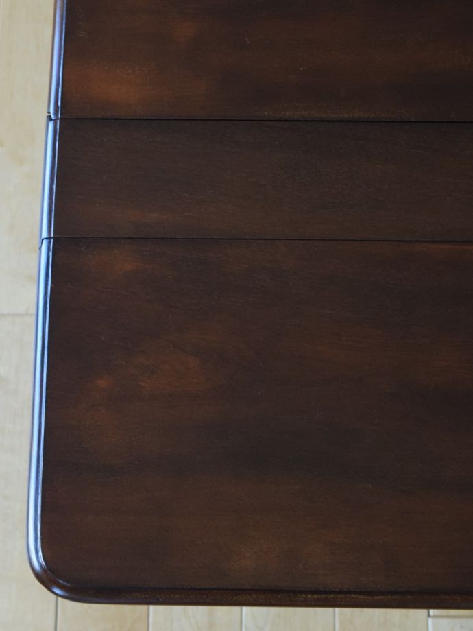 アンティークらしい木目