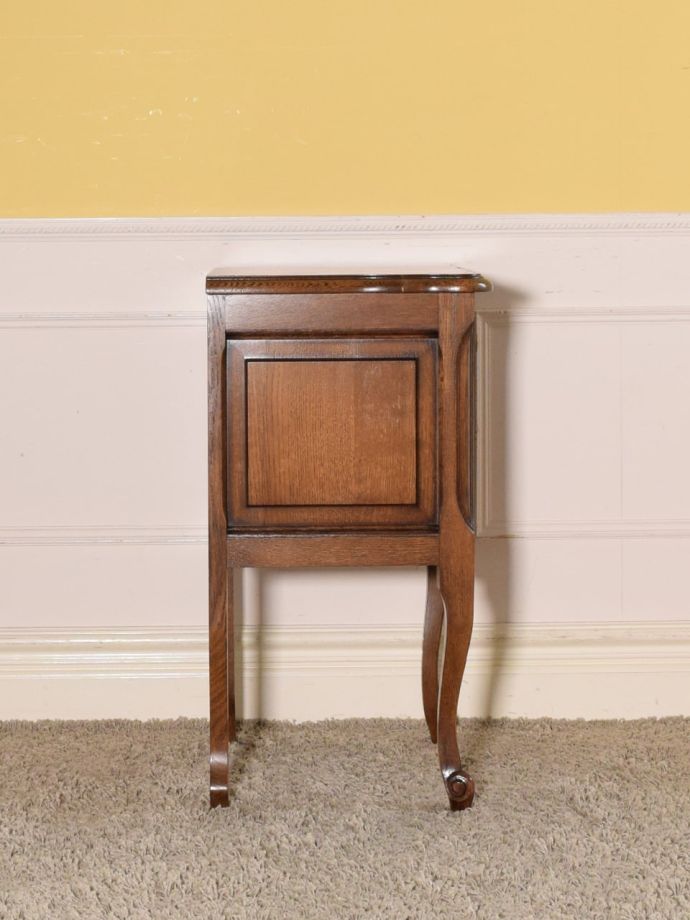 チェストの側面