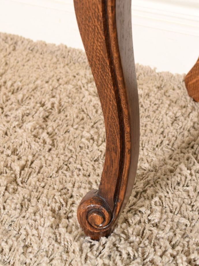 アンティーク家具の脚