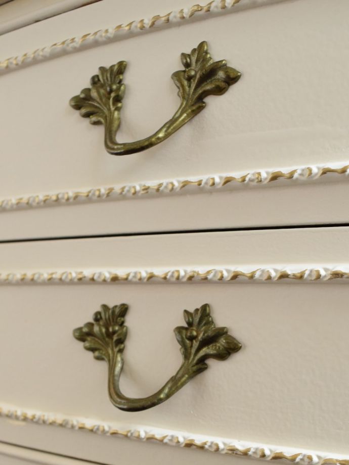 アンティーク家具の取っ手