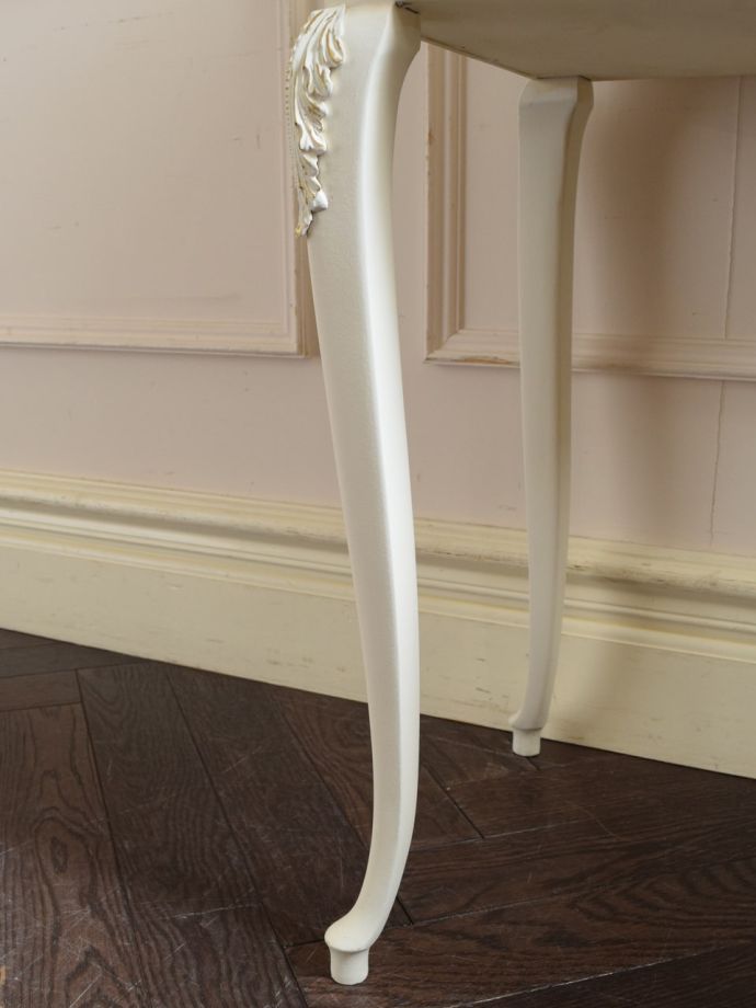 アンティーク家具の脚