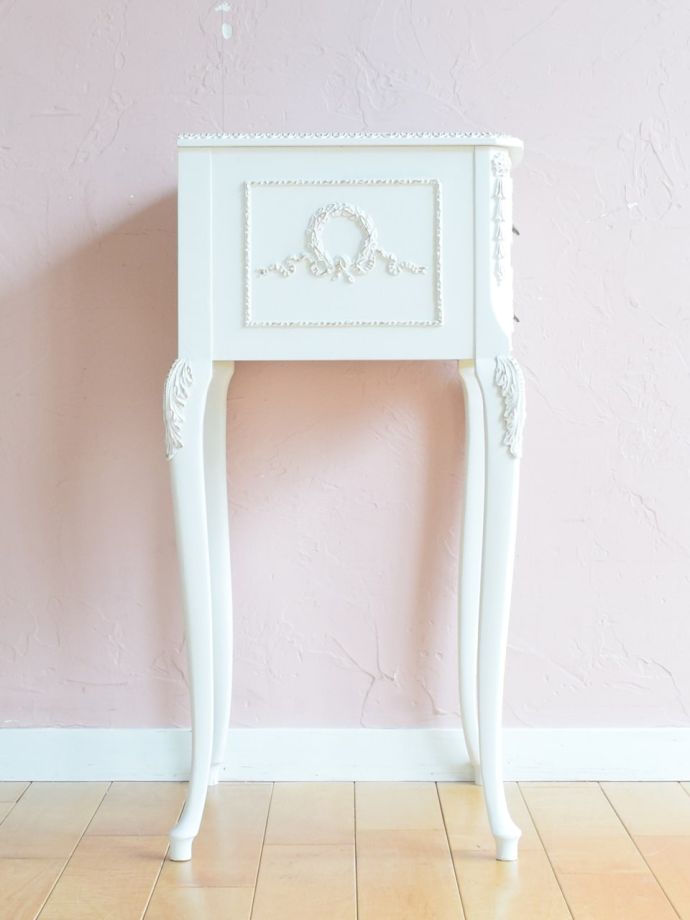 チェストの側面