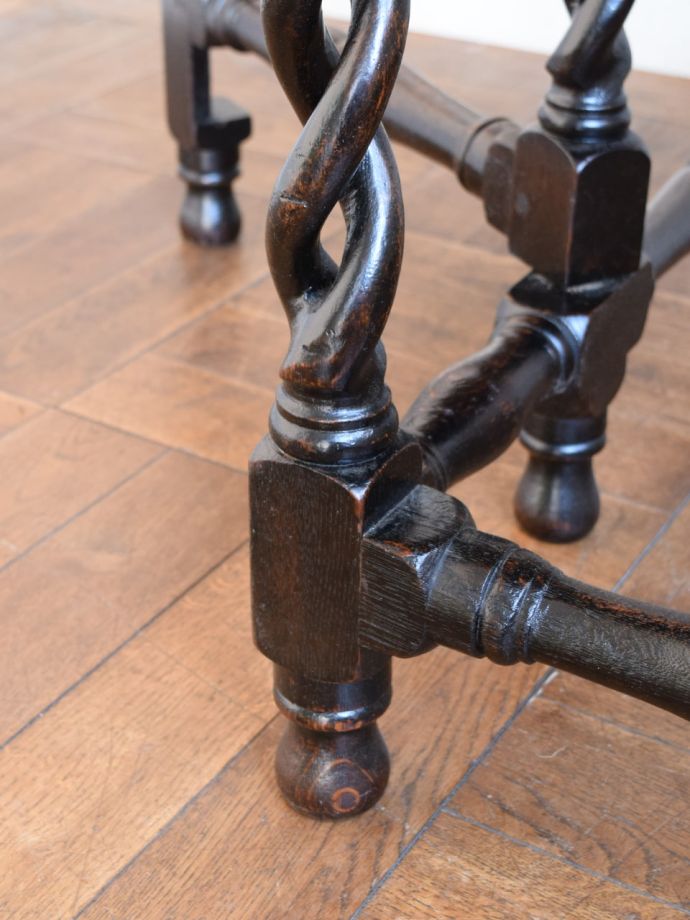 伸長式テーブルの脚