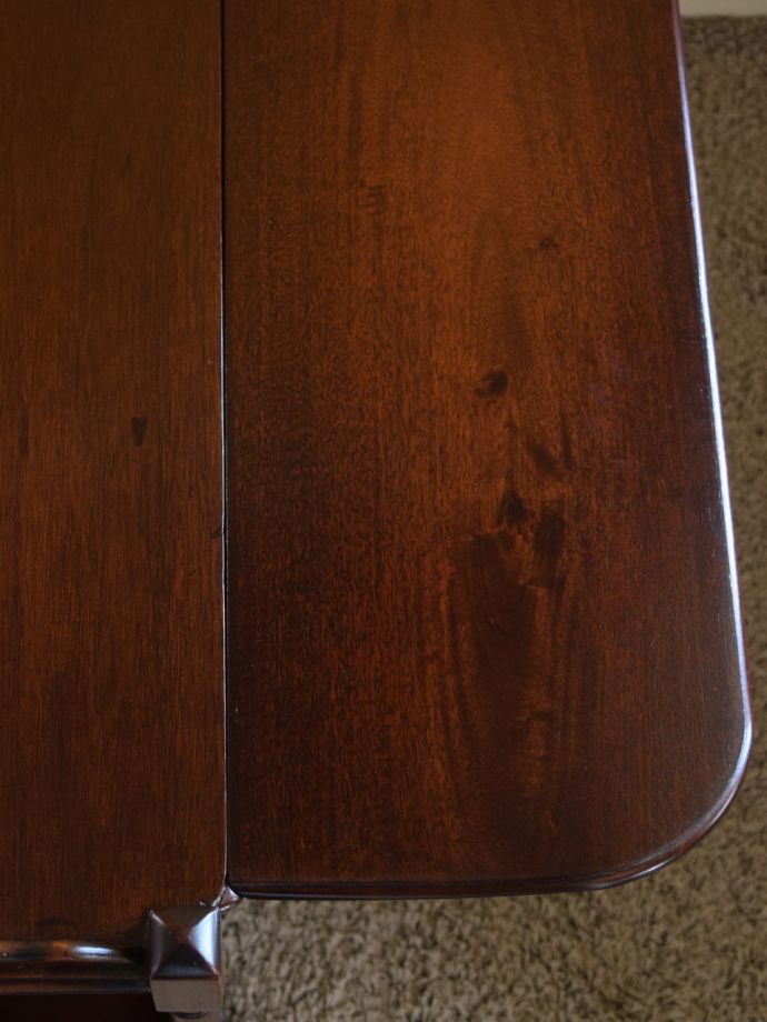 アンティークワゴンの木目