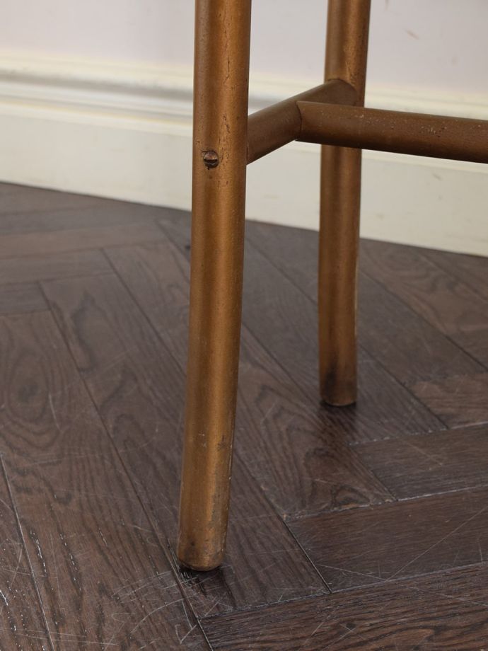 アンティーク家具の脚