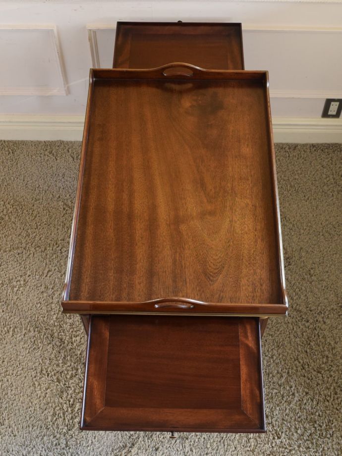 オケージョナルテーブルの天板