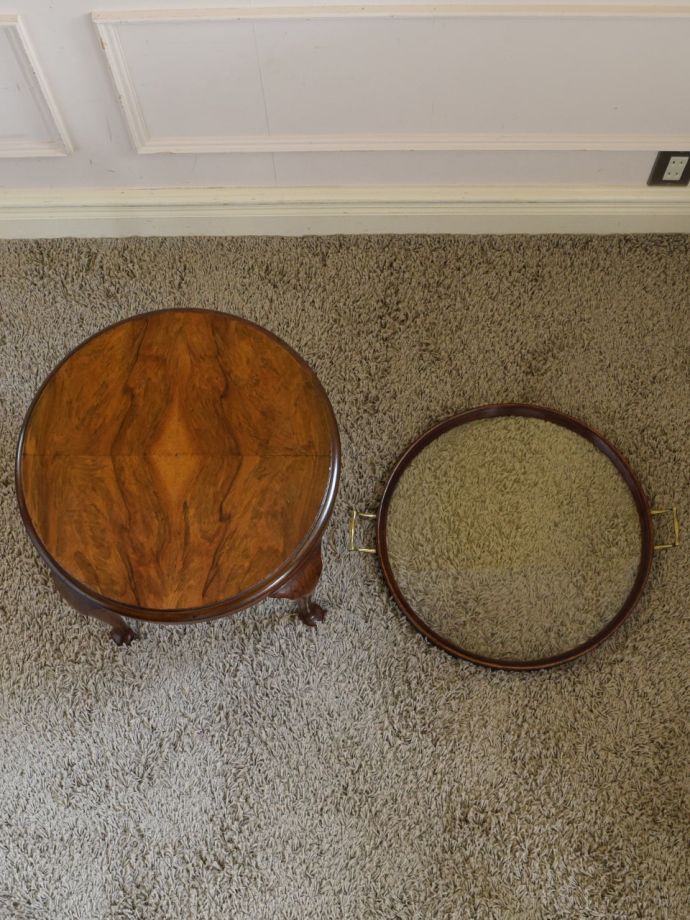 トレイ付きのおしゃれなローテーブル