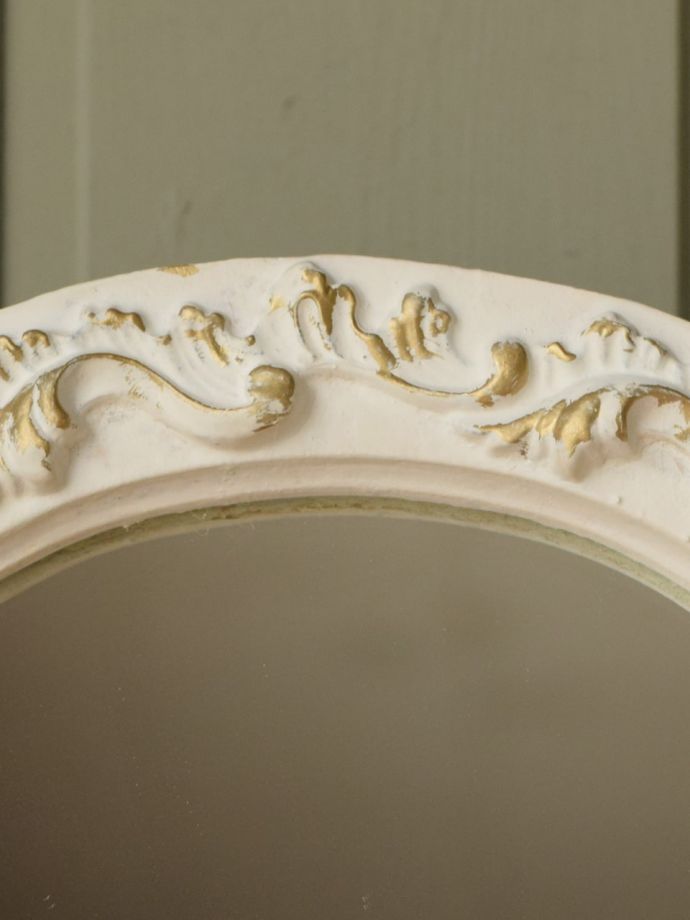 アンティークミラーの装飾